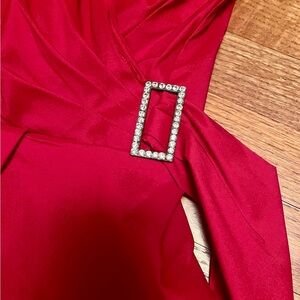 Veronique Young for W - Party Dress - Size 6 - Polyester Blend - Valentines Day